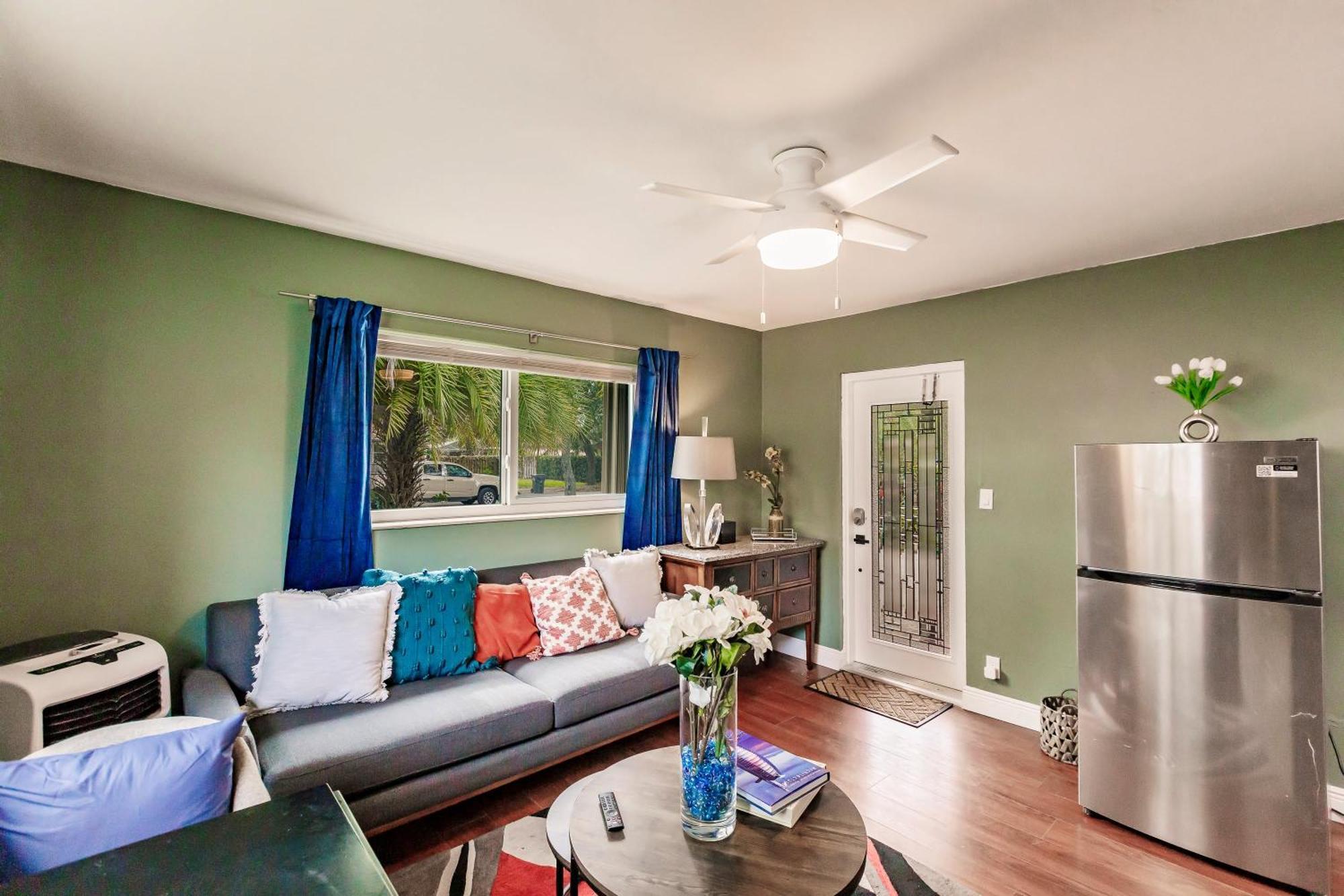 Uhost Ai - Updated 1B1B Hideaway - Sleeps 3 Hollywood Exterior foto